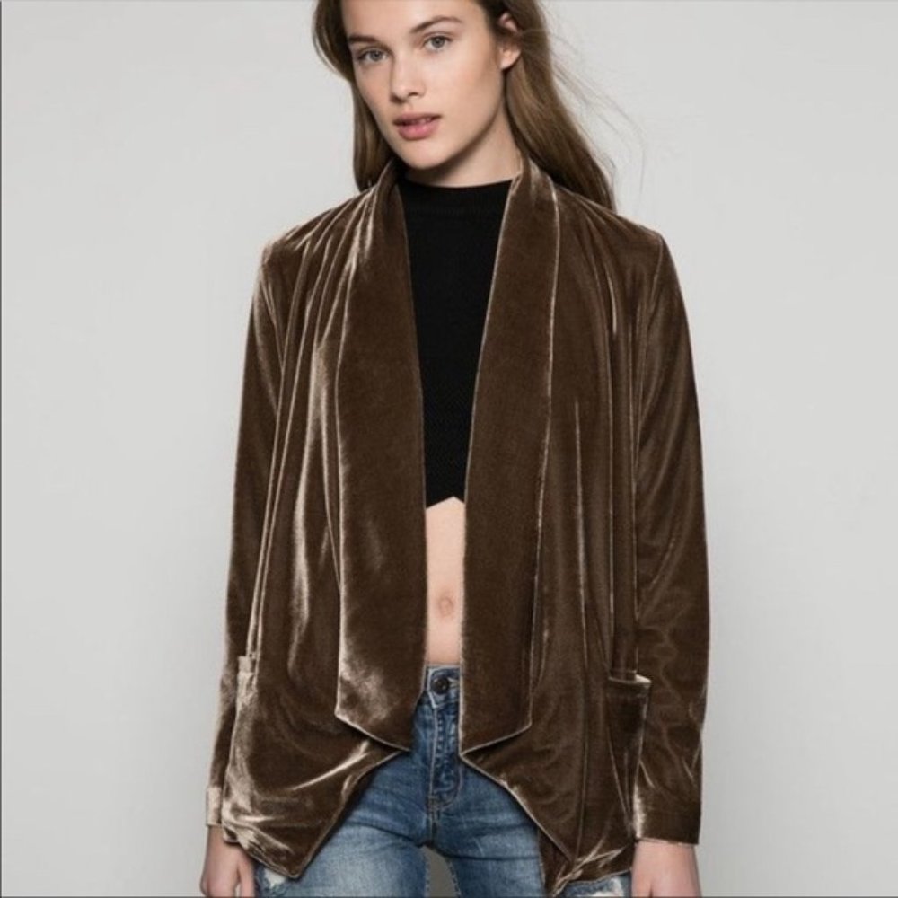 BRAND NEW Bershka premium collection velvet blazer party